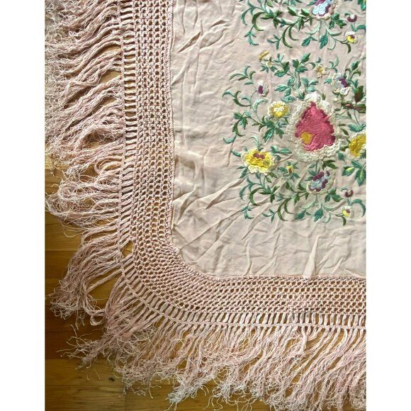 Antique Vintage Piano Shawl Embroidered Pink Silk Art Nouveau LARGE 68”x68” - Picture 13 of 13